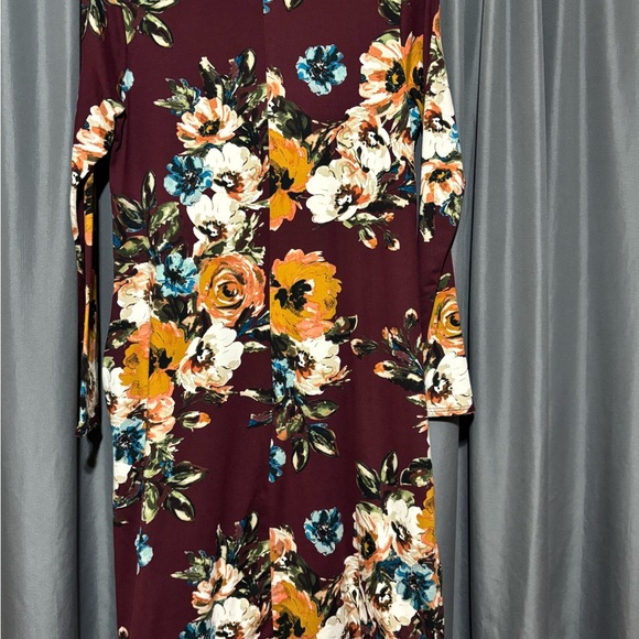 👗 Dress 👗 - Picture 2 of 6